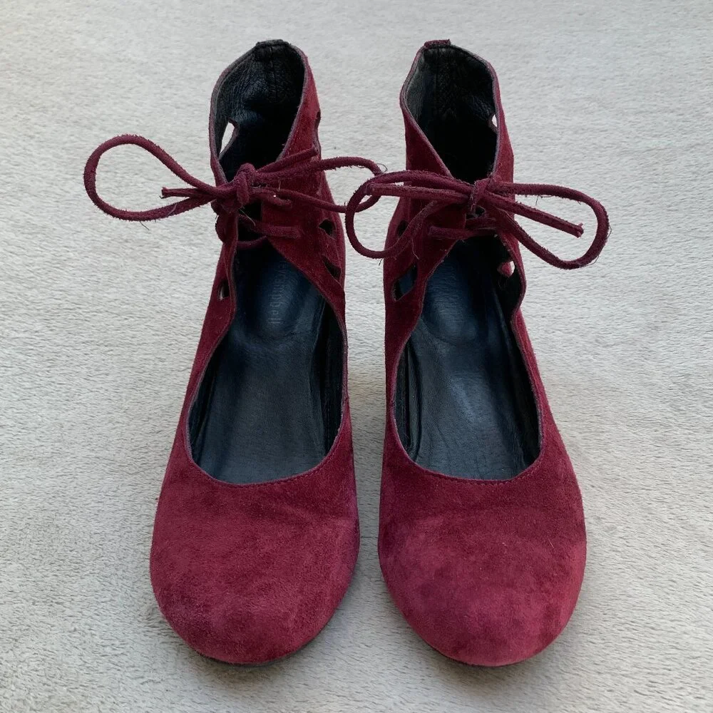 Jeffrey Campbell Pavilion Genuine Suede Hidden Wedges Sz8